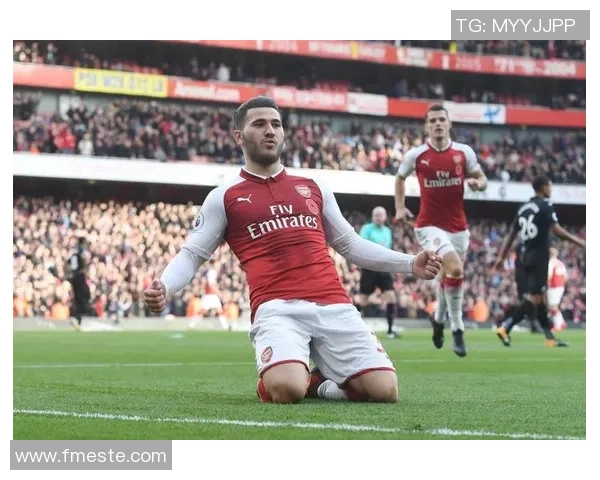 足球明星惊现跪滑视频引发热议网友纷纷点赞评论不断